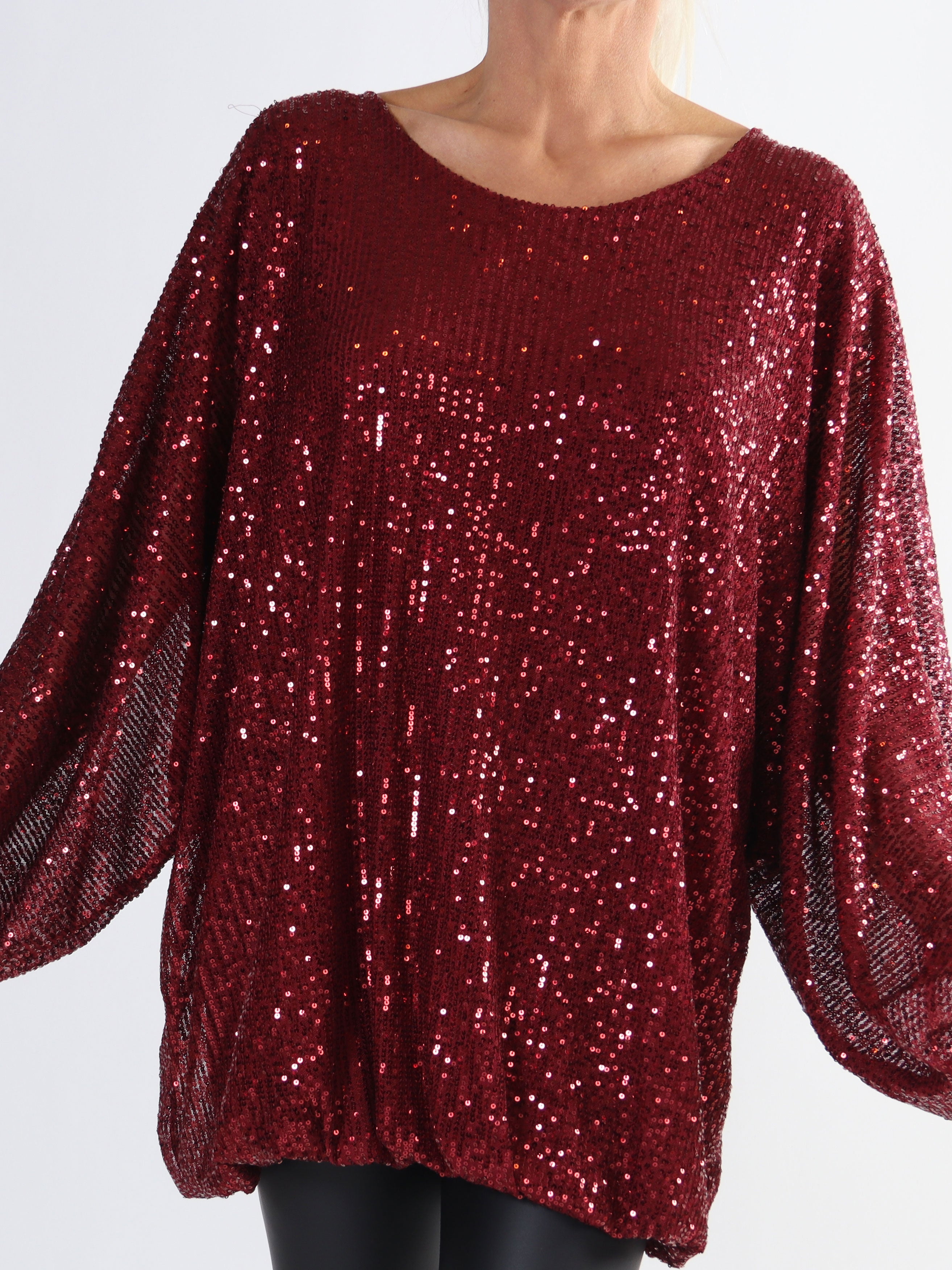 Destiny - Plus size paillet bluse med flagermusærmer